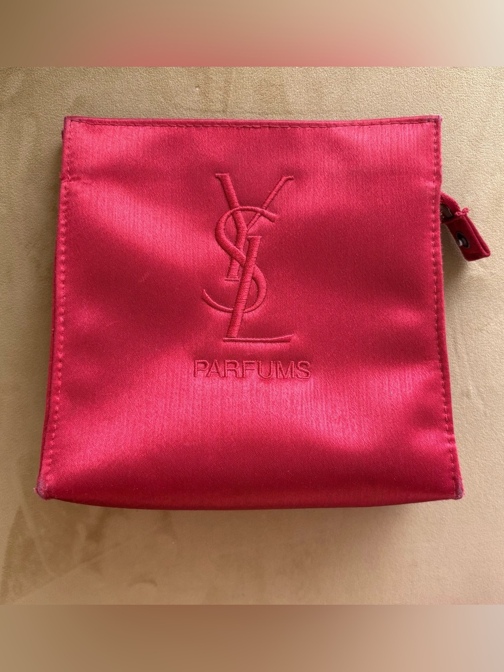 YSL Parfums Red Satin Cosmetic Makeup Bag Zip Travel Pouch Vanity Case